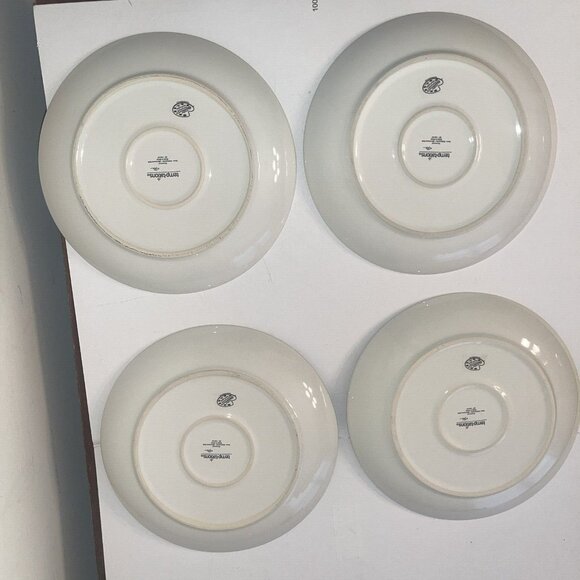 Temp-tations By Tara Dinner Plates 10.5" Pawfetti Set of 4 Paw Prints and Hearts - Picture 3 of 10